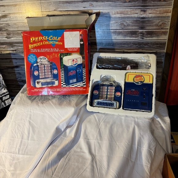 Other - ★ Pepsi Cola Replica Collectibles Jukebox Bank & AM/FM Radio Set NIB